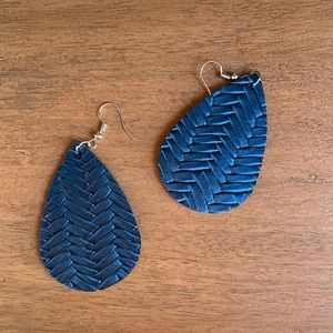 Leather earrings